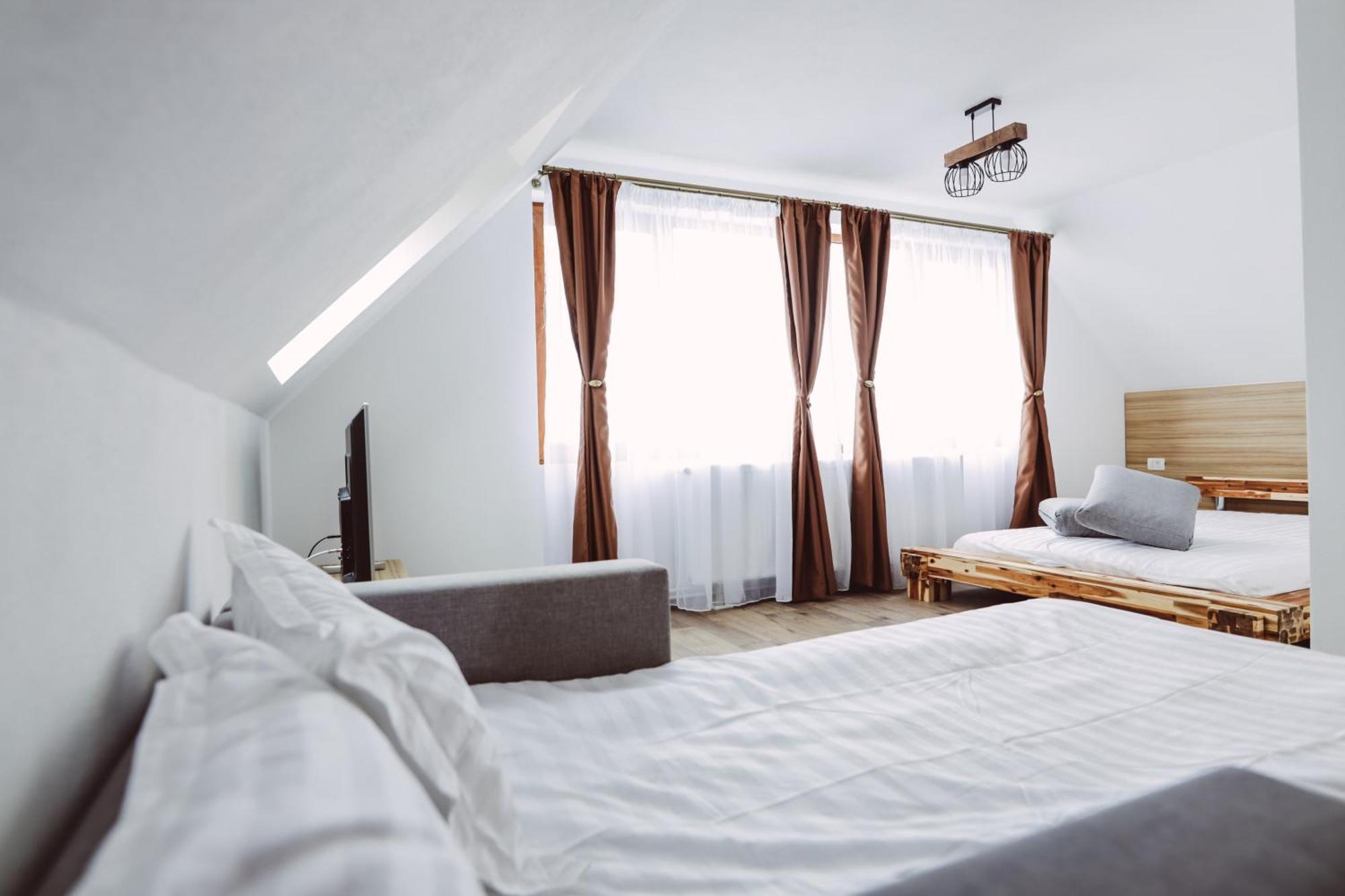 Altitude Guest House Ранка Стая снимка